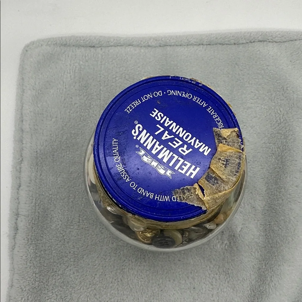 Vintage to Antique Large Jar Mixed Buttons Lot - Picture 2 of 8